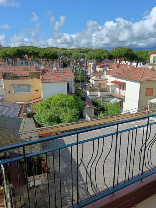 Appartamento Casa Al Mare Valentina Viareggio Esterno foto