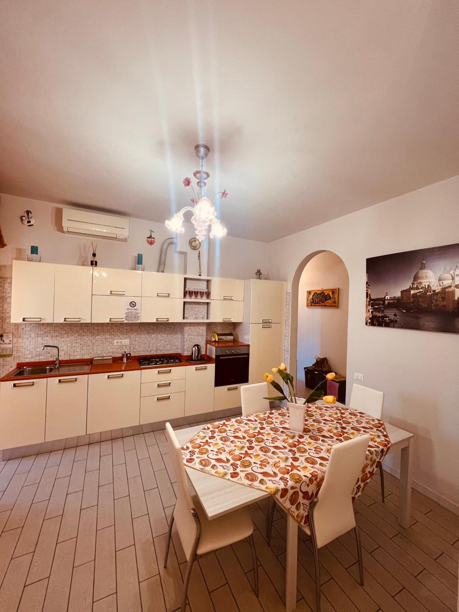 Appartamento Casa Al Mare Valentina Viareggio Esterno foto